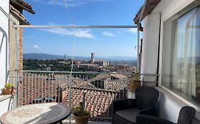 Attico Con Terrazzo Panoramico A 200 Mt Dal Duomo